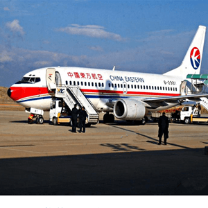 梅州梅县机场货运航空快运业稳步发展的原因是什么？
